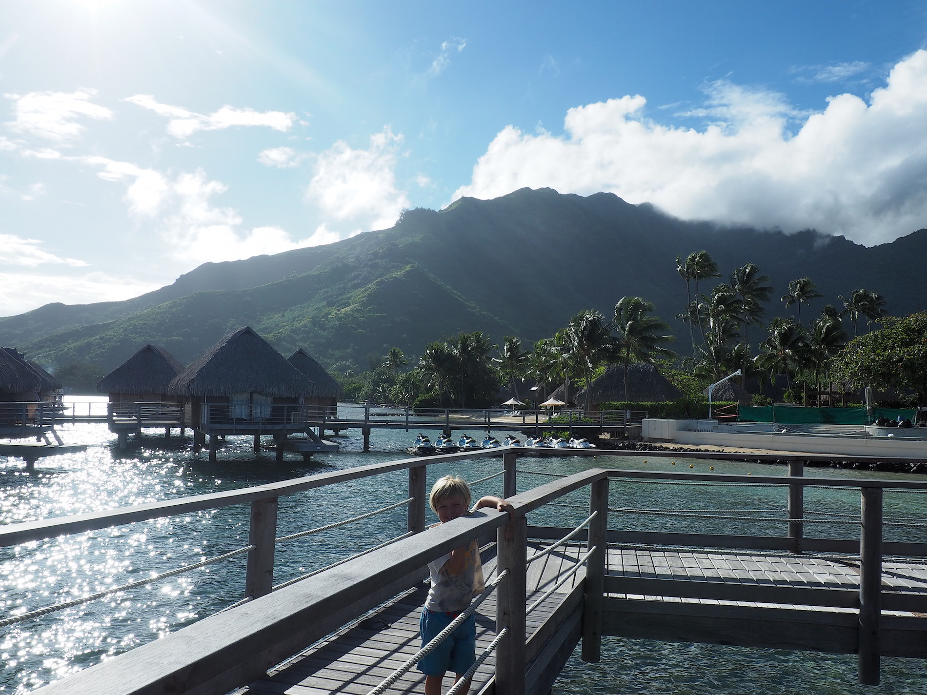 Moorea pearl resort and spa pilotis en famille